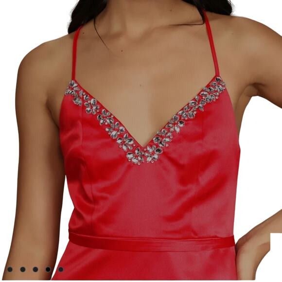 Lulu's In My Fantasy Formal Dress - Picture 5 of 9